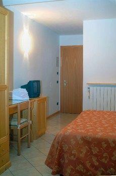 Hotel Sole Кастьоне-делла-Презолана Экстерьер фото