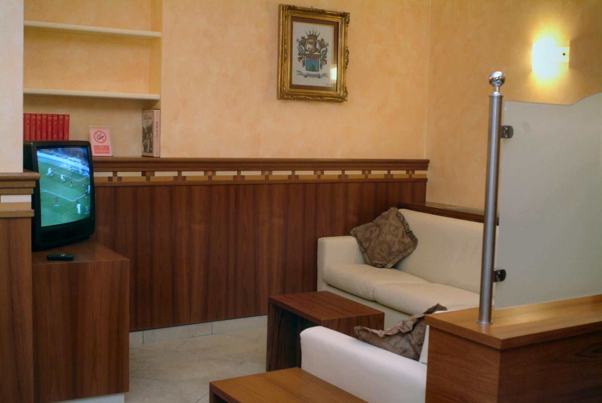 Hotel Sole Кастьоне-делла-Презолана Экстерьер фото
